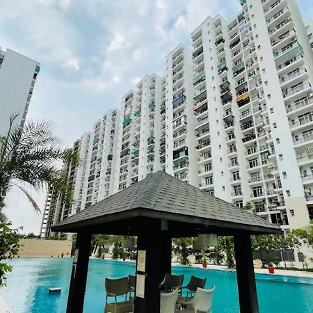 Downtown Delight Apartment ลัคเนา ภายนอก รูปภาพ